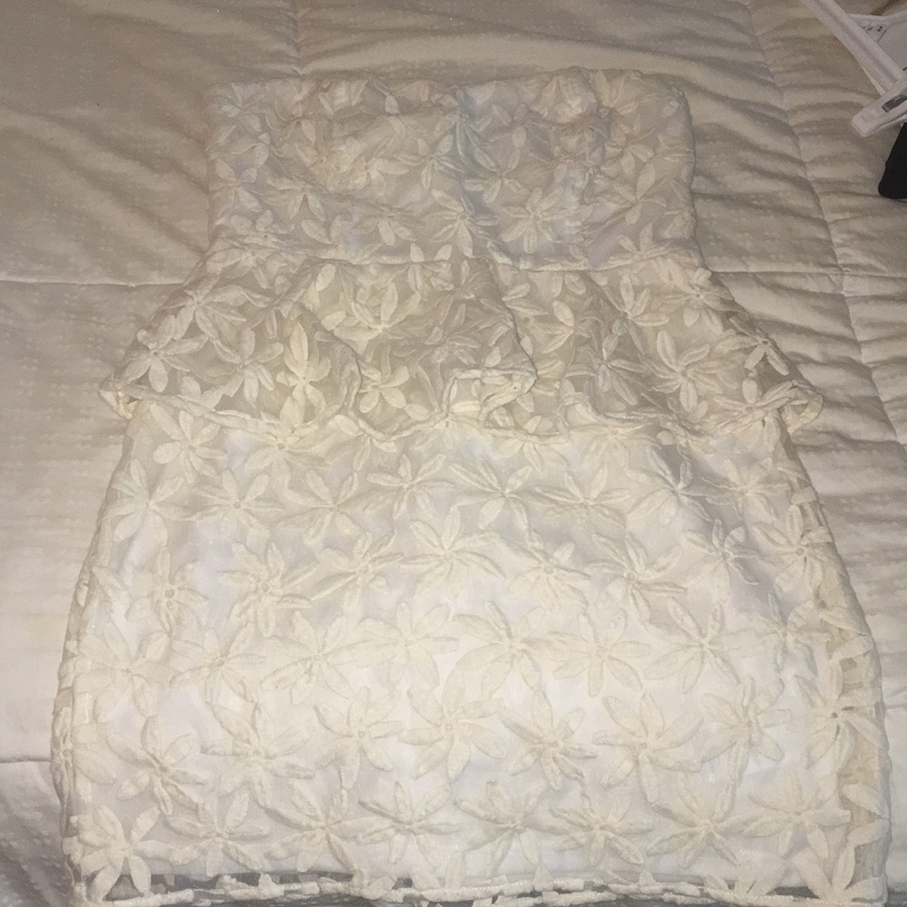 Pins and needles strapless peplum dress. White 6